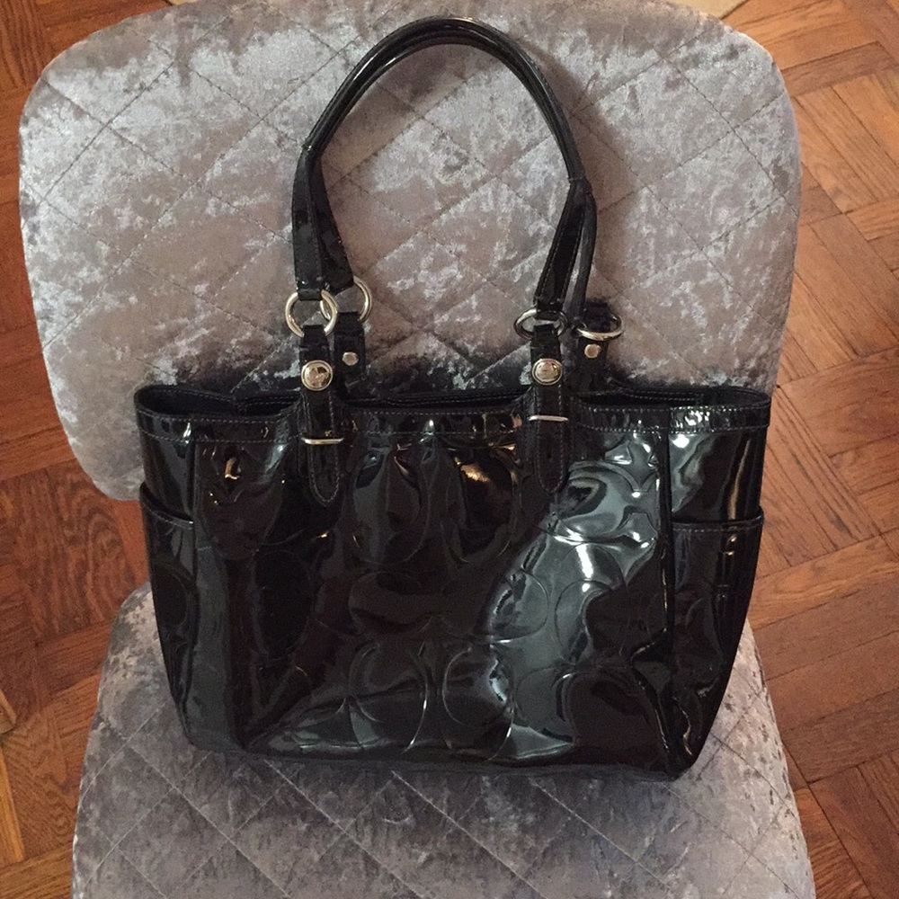 Coach patent leather purse